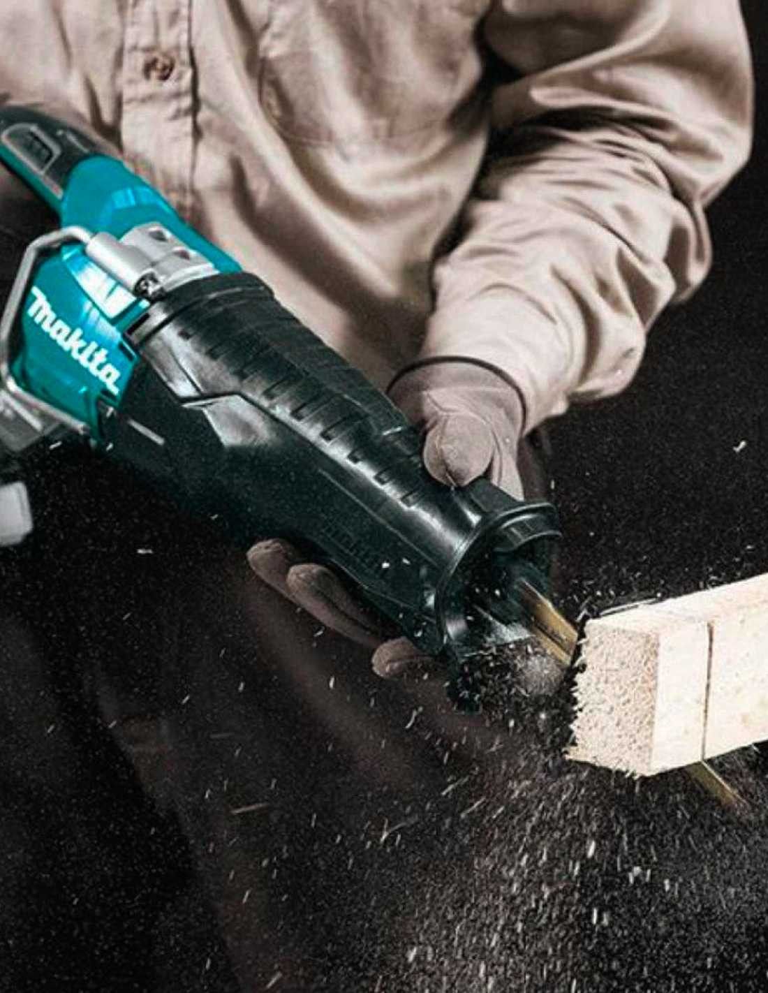 Makita kit with 10 tools + 3 bat + charger + 2 bags DLX1043BL3