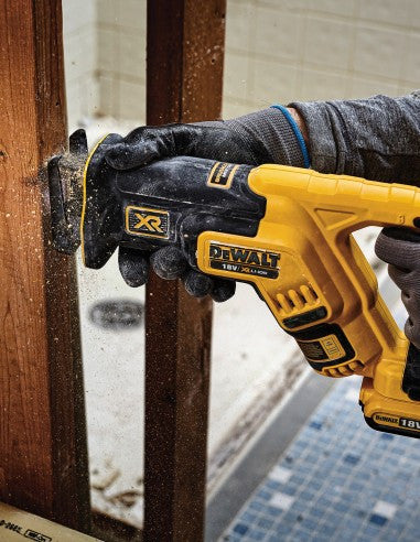 Kit Dewalt 8 herramientas + 3 bat 5ah + Cargador DCB1104 + 4xTstak VI Kit DCK870P3