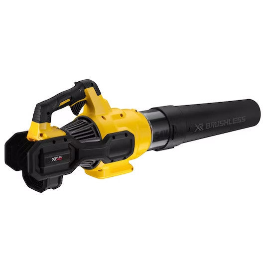 XR Flexvolt brushless axial blower with 54/18V 3/9Ah Dewalt DCMBA572N battery