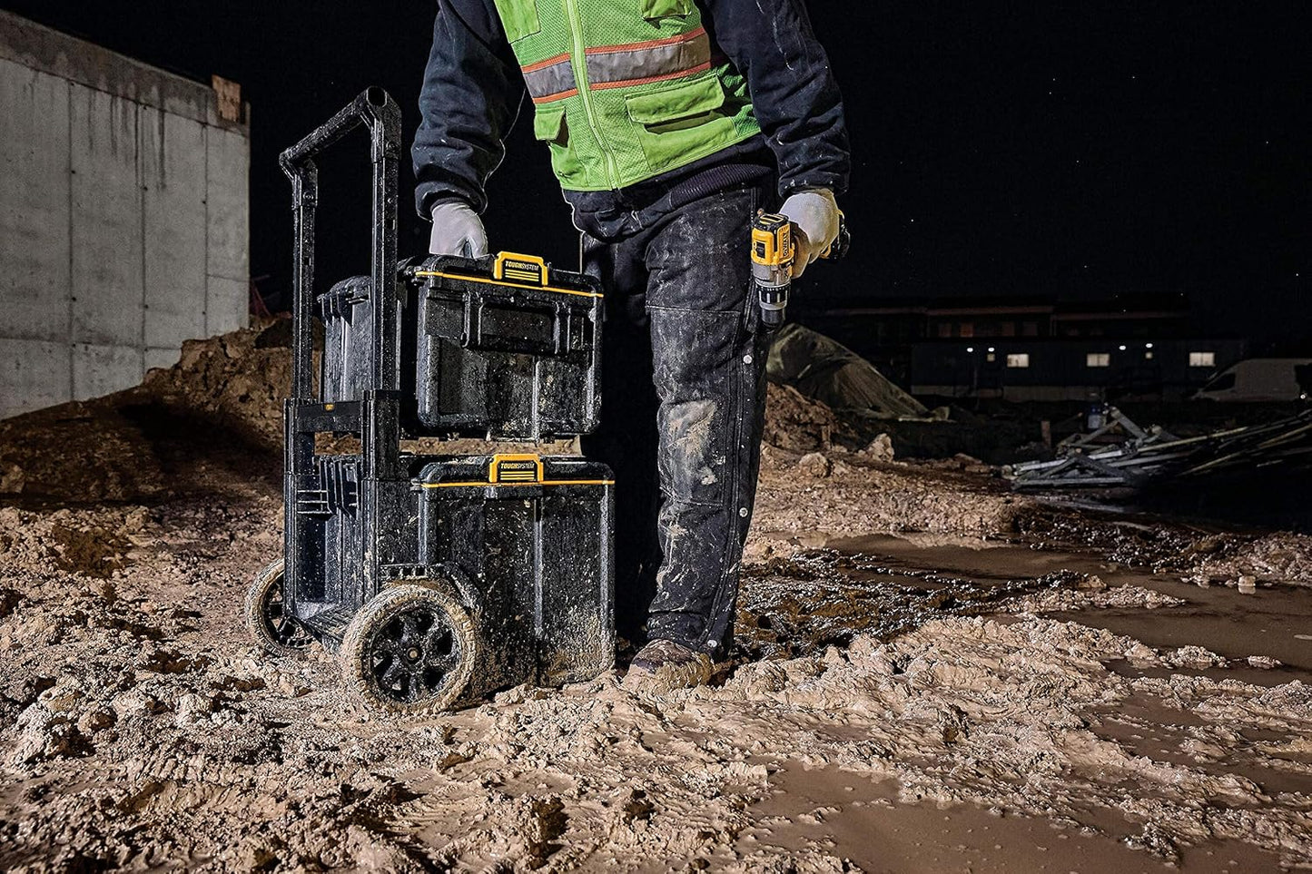 Caja de herramientas con asa y ruedas TOUGHSYSTEM DS450 Dewalt DWST83295-1