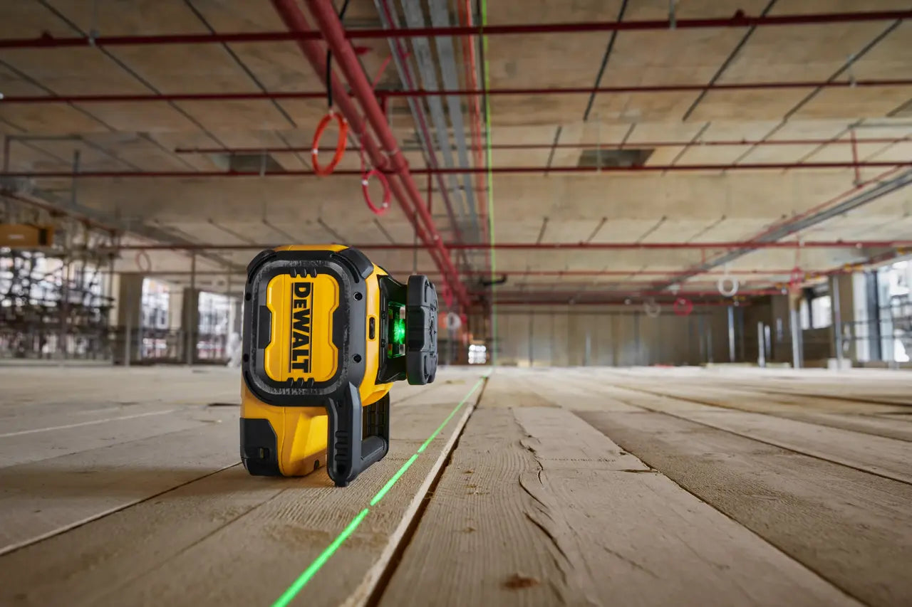 Zelfnivellerende groene roterende laserkit met USB-C, 600 m, met detector Dewalt DCLE15221G