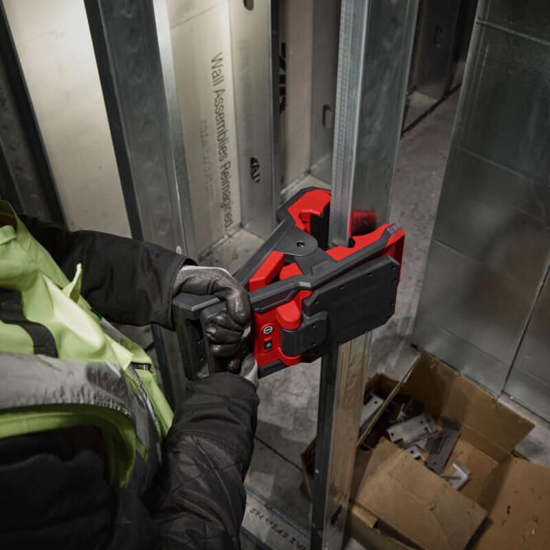 Milwaukee M18 PAL2-0 zwenkbare werklamp